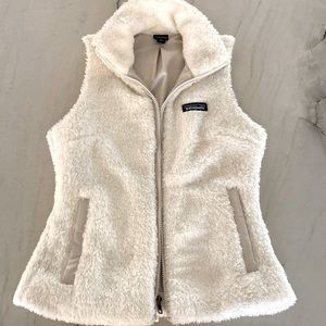 Patagonia XS fuzzy Vest with pockets